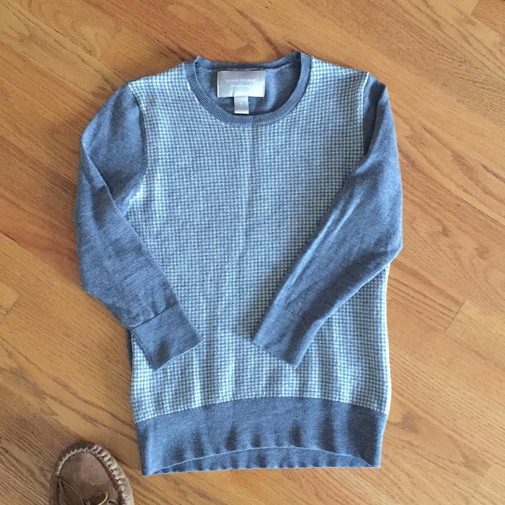 Gray sweater